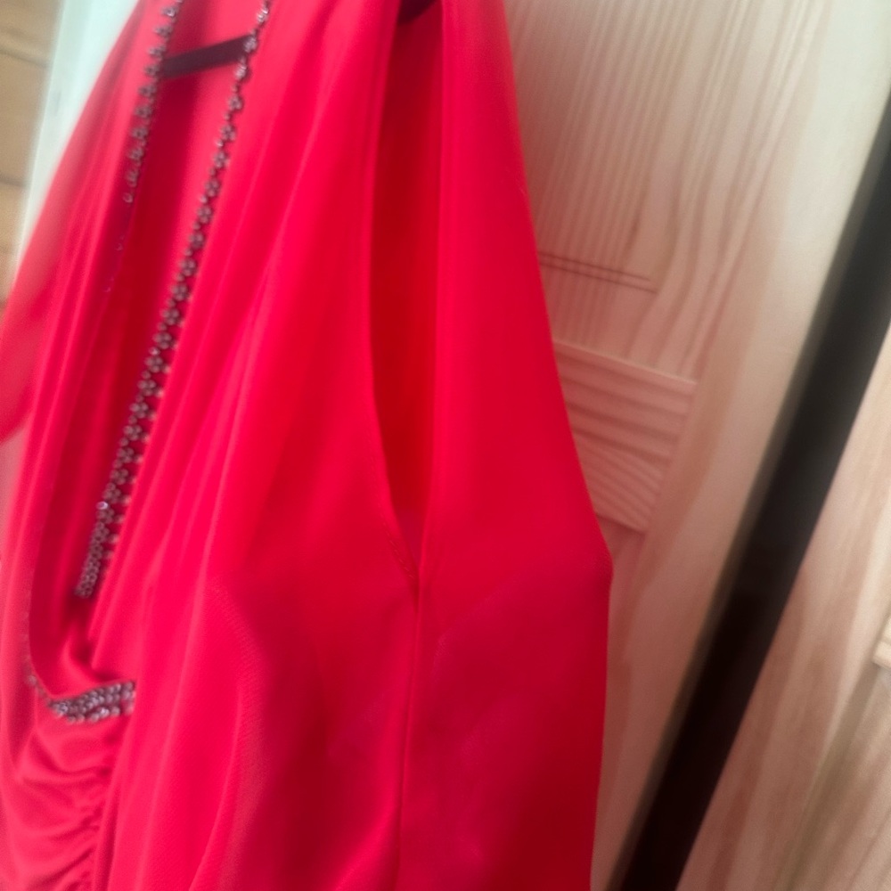MSK Vibrant Red Embellished Blouse with peek-a-boo sleeves a very festive top - Picture 6 of 6